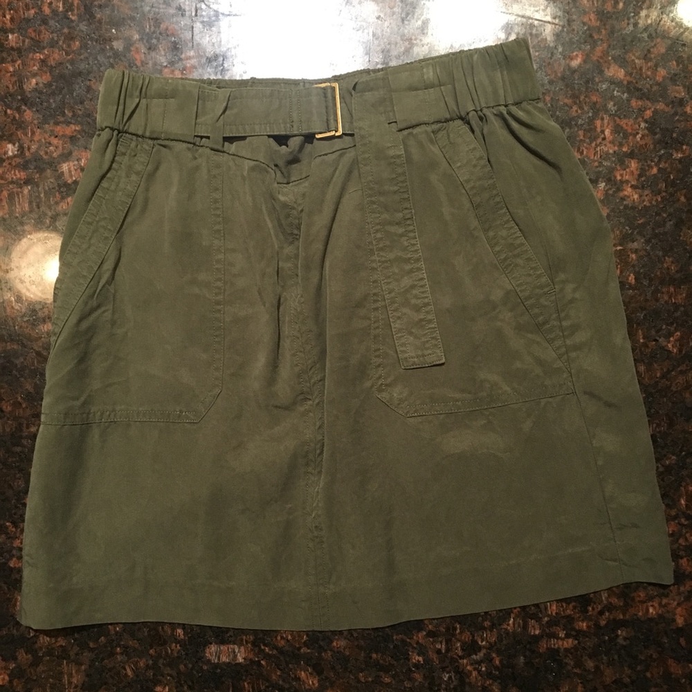 Banana Republic army green skirt